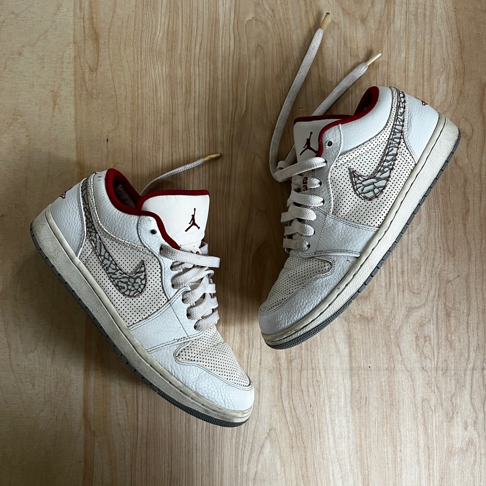 Jordan 1 Low Phat